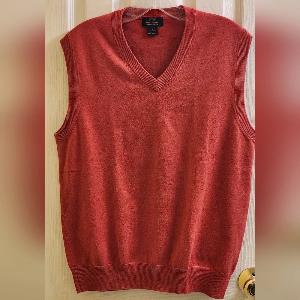 Brooks Brothers V-Neck Vest in Heathered Rose 100 % Supima Cotton SIZE Medium - Picture 1 of 6
